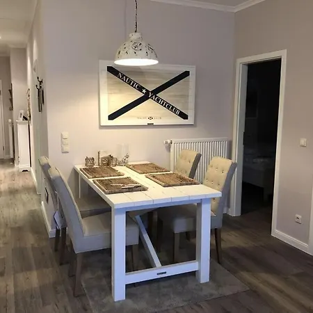 Apartment 28, Seestern *